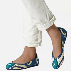 ROTHY’S “The Flat” Retired Moroccan Blue Ikat Textile Print Size 9.5